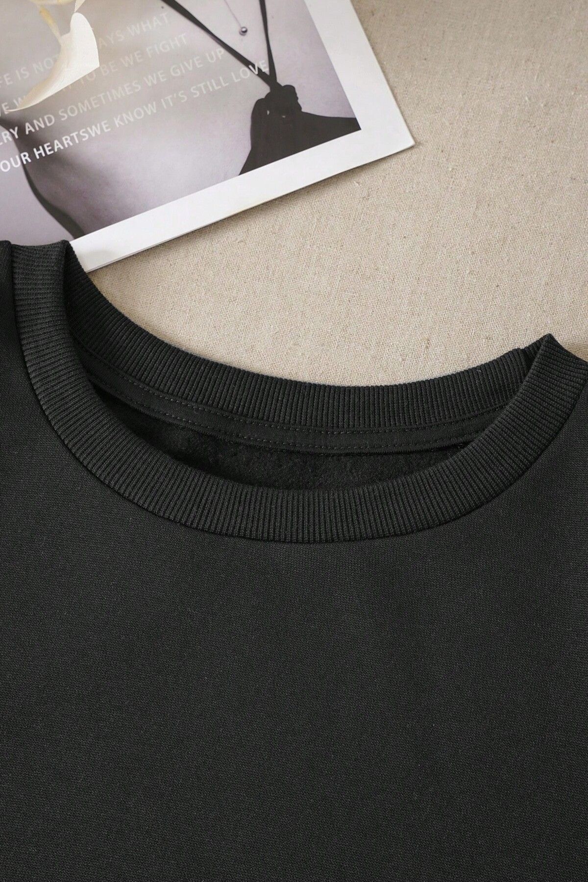 https://cdn.dsmcdn.com/ty1465/product/media/images/prod/QC/20240806/10/6a2360ff-9acf-37cb-8b30-f564fa1f033a/1_org_zoom.jpg