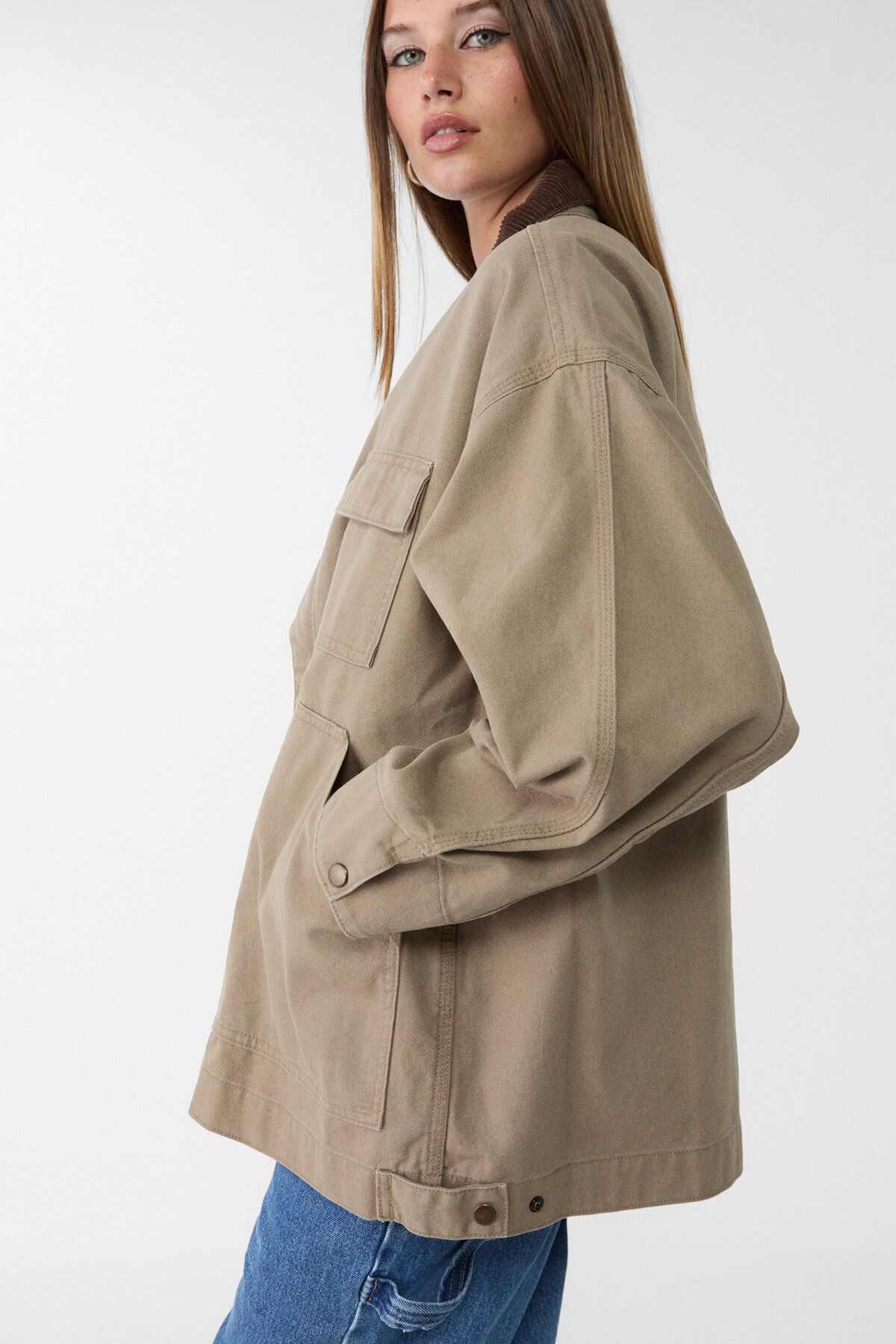 Stradivarius-Contrast Detail and Multi-Pocket Jacket 4