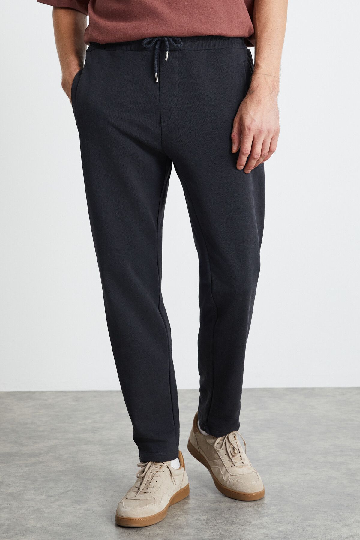 Long drawstring sweatpants hotsell