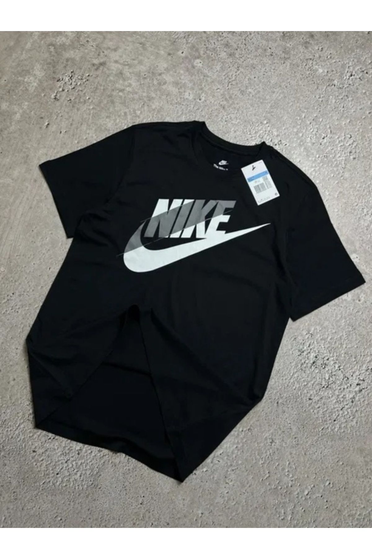 Nike M NSW Buyuk Logo Erkek Siyah T shirt Fiyat Yorumlar Trendyol