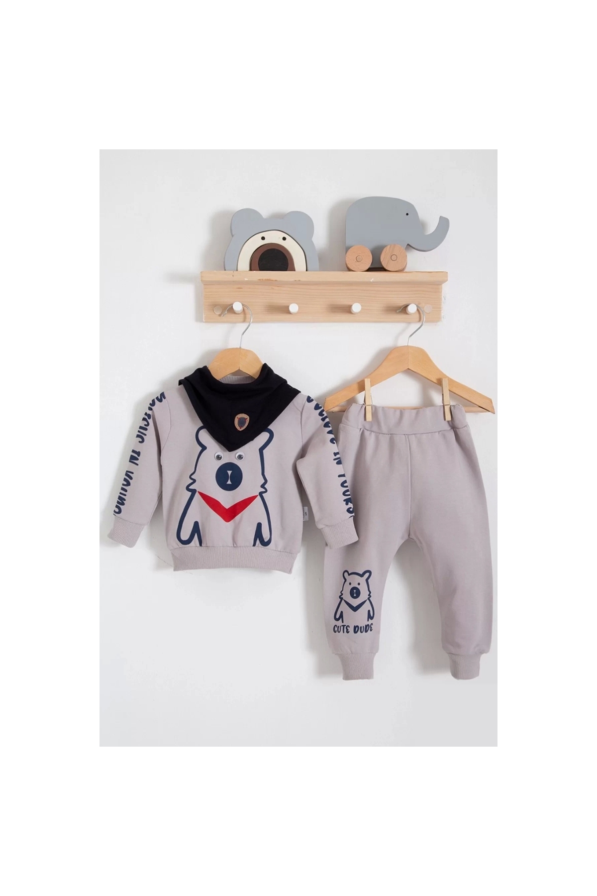3-Piece Baby Boy Set with Moving Eyes and Scarf