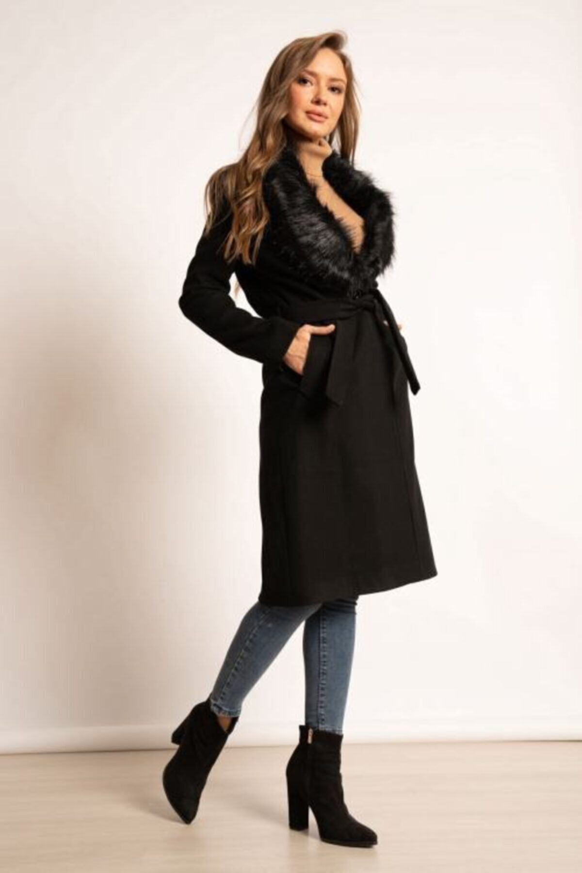 Genel Markalar  Ksd Siyah Yakası Kürklü Büyük Beden Kaşe Kadın Kaban - Görsel 3
