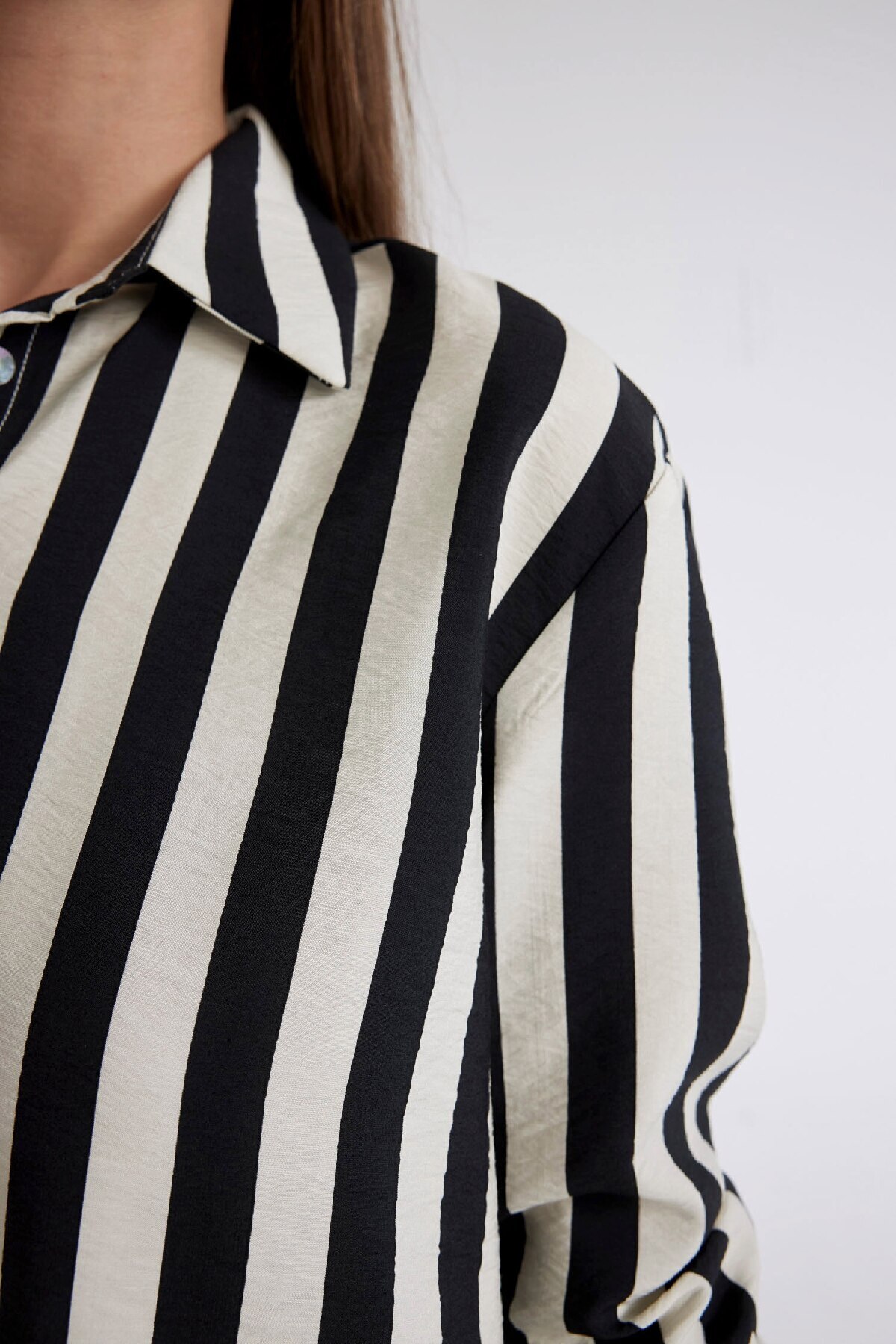 شومیز زنانه دفاکتو | D4511AX24AU Defacto - Image 4