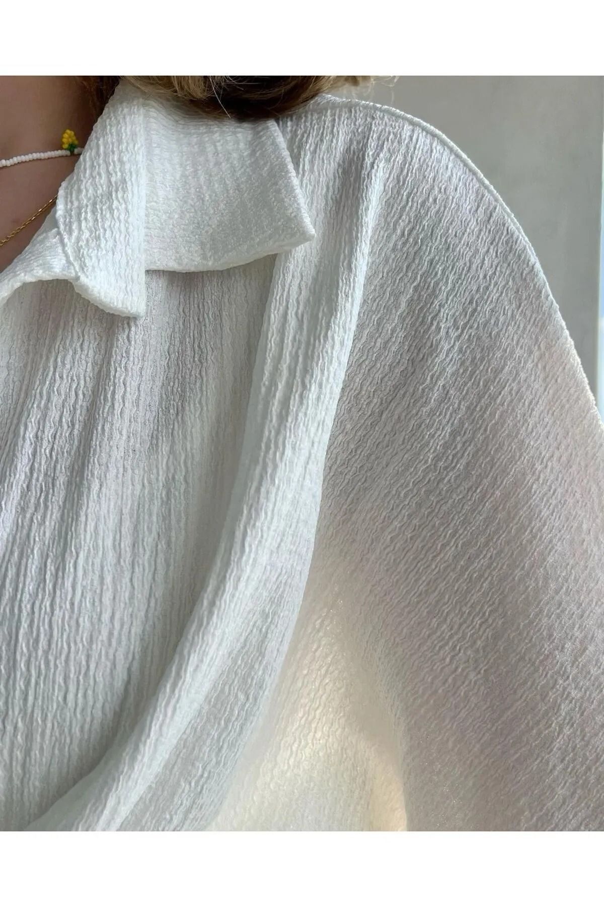 NO 601  Kadın Beyaz Oversize Bürümcük Kumaş Gömlek - Görsel 3