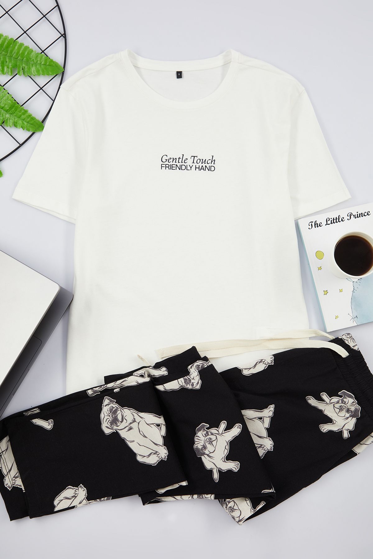 Trendyol Collection Piżama Bawełniana W Kolorze Ecru Z Nadrukiem I Regularnym Krojem Unisex - Tmnaw25pt00001 Mężczyzna - S