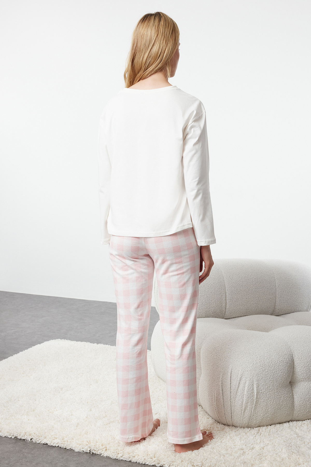 Trendyolmilla  Beyaz %100 Pamuklu Ayıcıklı Ekoseli Örme Pijama Takımı THMAW25PT00088 - Görsel 6