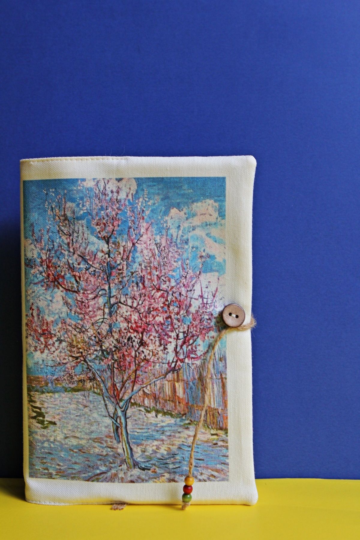 KitapAksesuar Kitap Kılıfı - Van Gogh Bahar Hediyesi