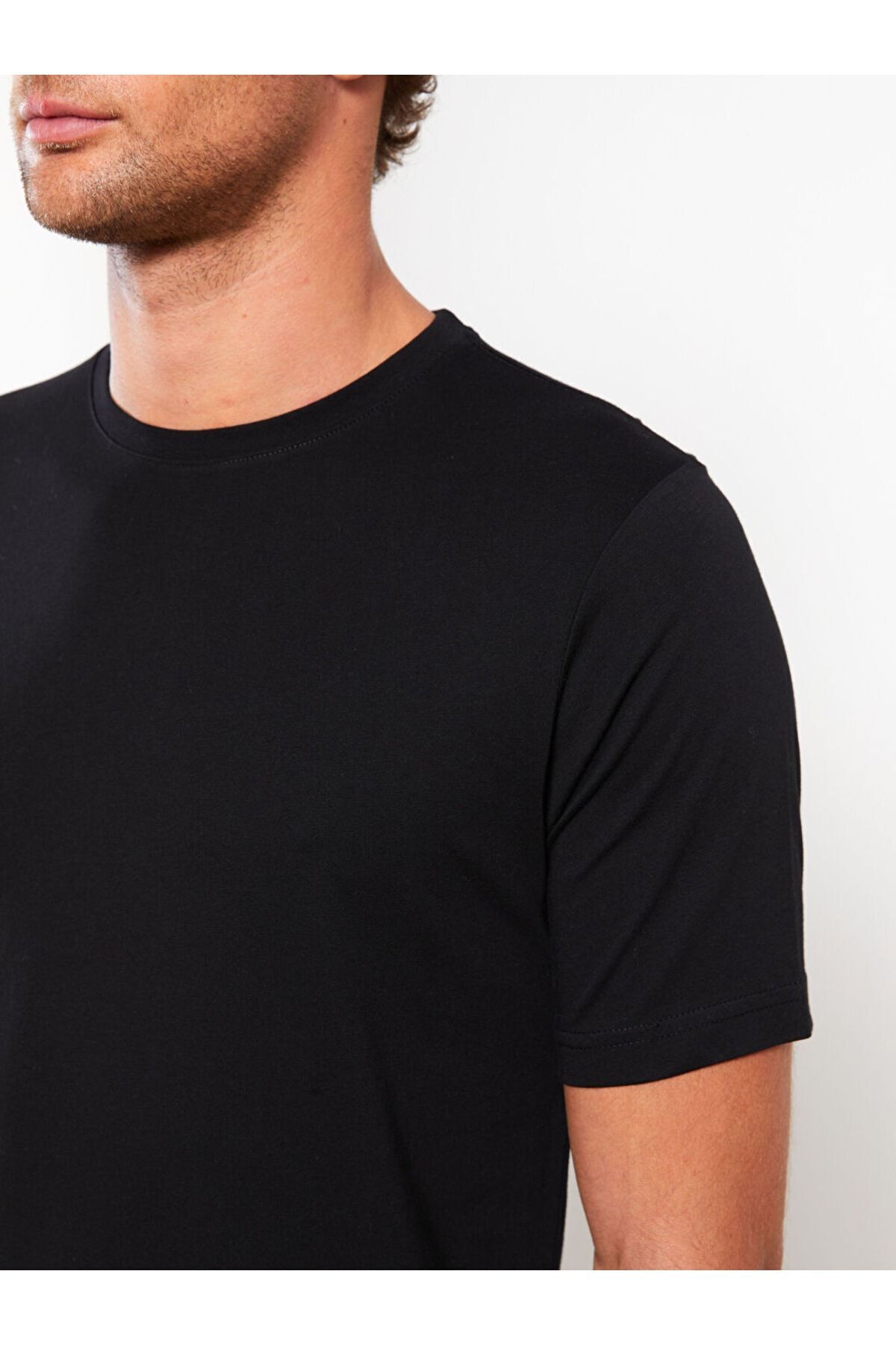 تیشرت مردانه مشکی ال سی وایکیکی | s30113z8deleted1740304185 اورجینال - تصویر 3