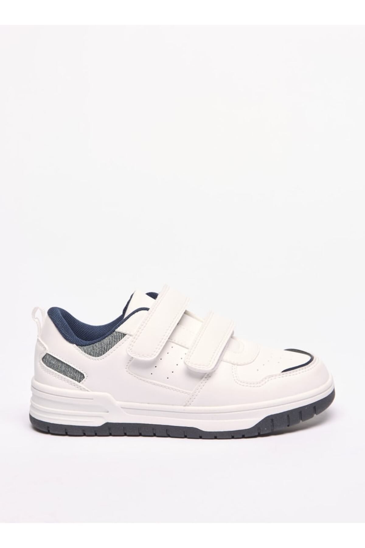 Oaklan by Shoexpress-LBL by Shoexpress Panelled Sneakers with Hook and Loop Closure 3