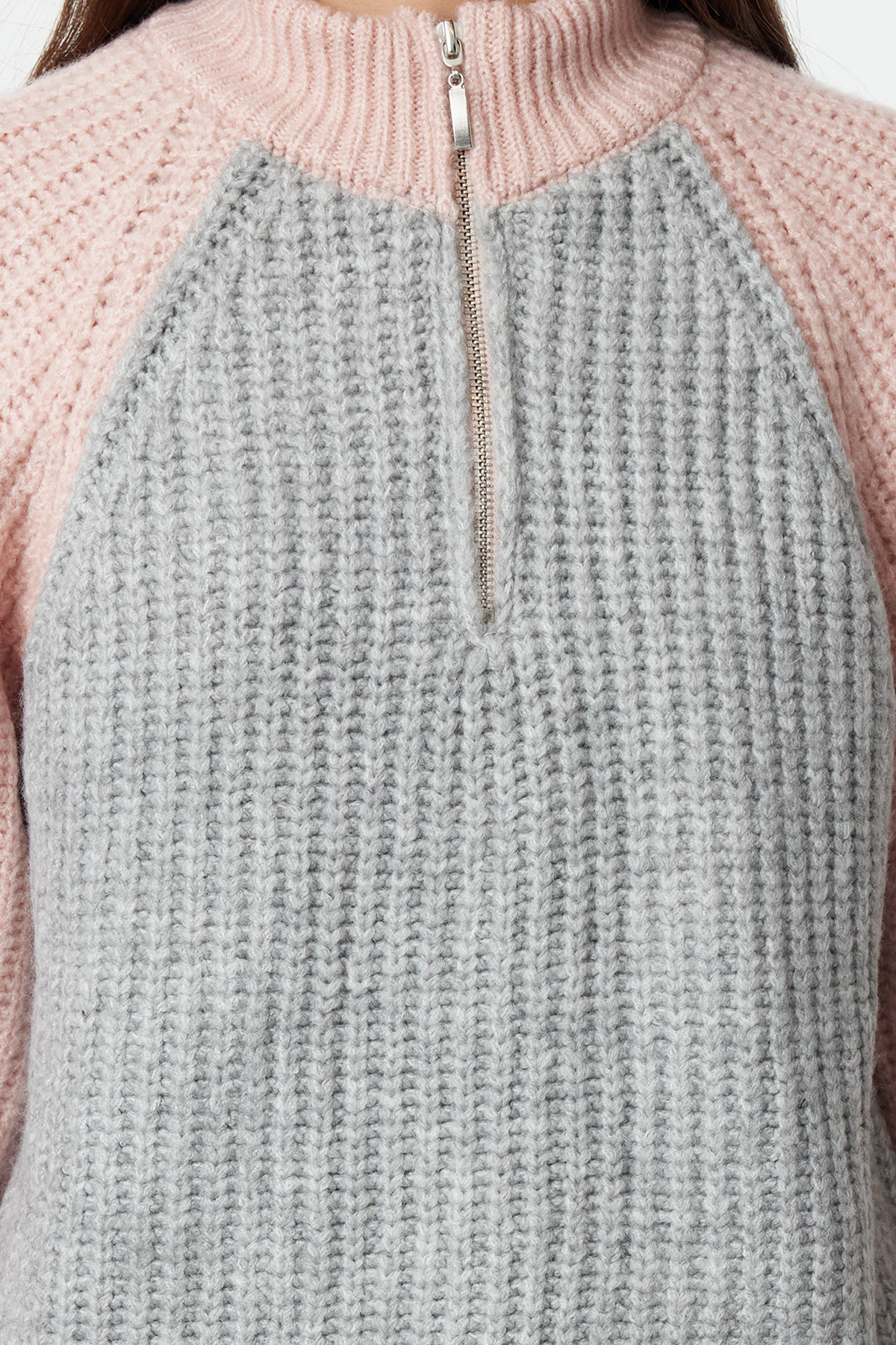 Trendyolmilla  Pembe Renk Bloklu Fermuarlı Yumuşak Dokulu Triko Kazak TWOAW25KZ00179 - Görsel 3