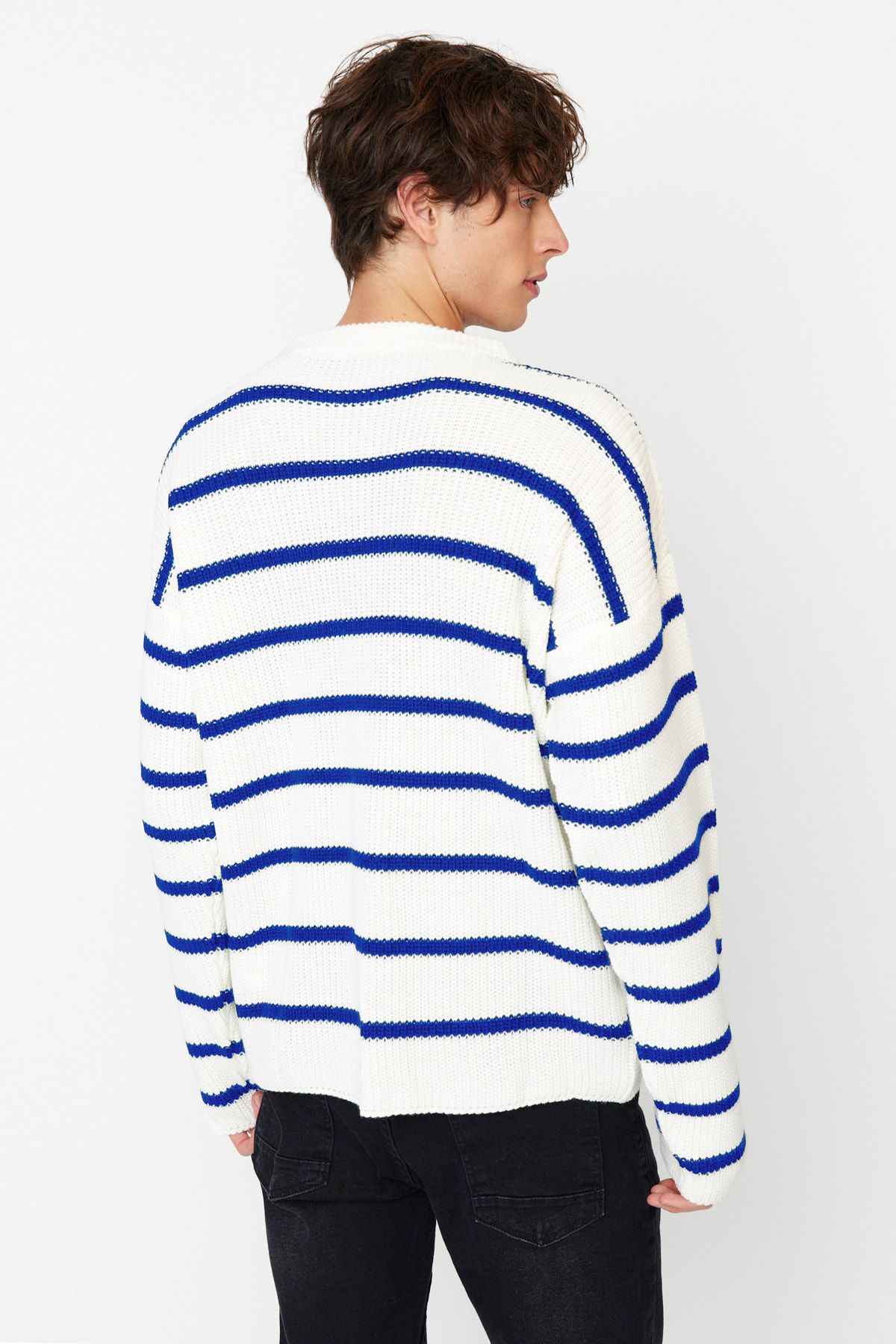 Trendyol Collection-Πλεκτό πουλόβερ Oversize Saks ριγέ - Crew Neck TMNAW23KZ00285 7