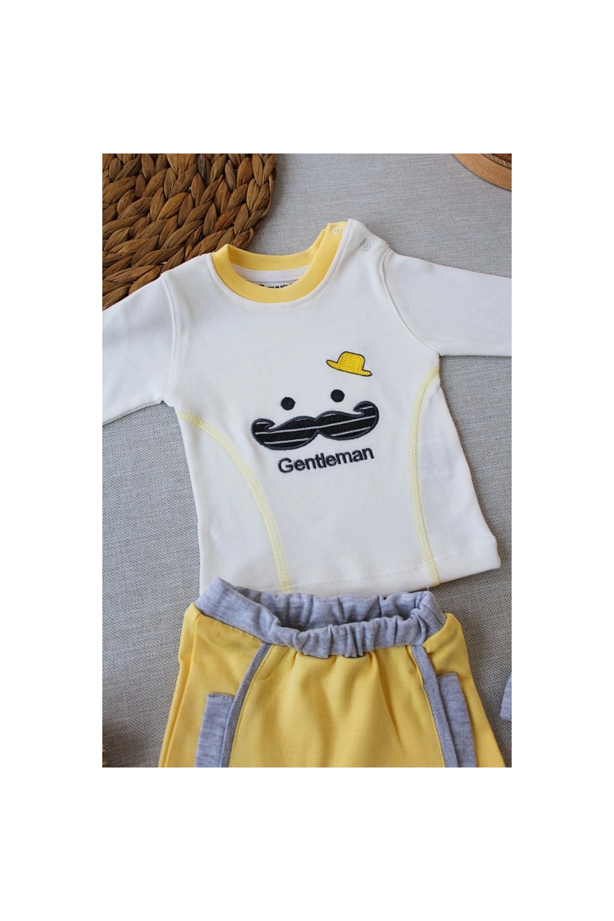 3-6 6-9 9-12 Months Gentleman Boy Embroidered Hat Long Sleeve Sweat 3-Piece Baby Boy Set