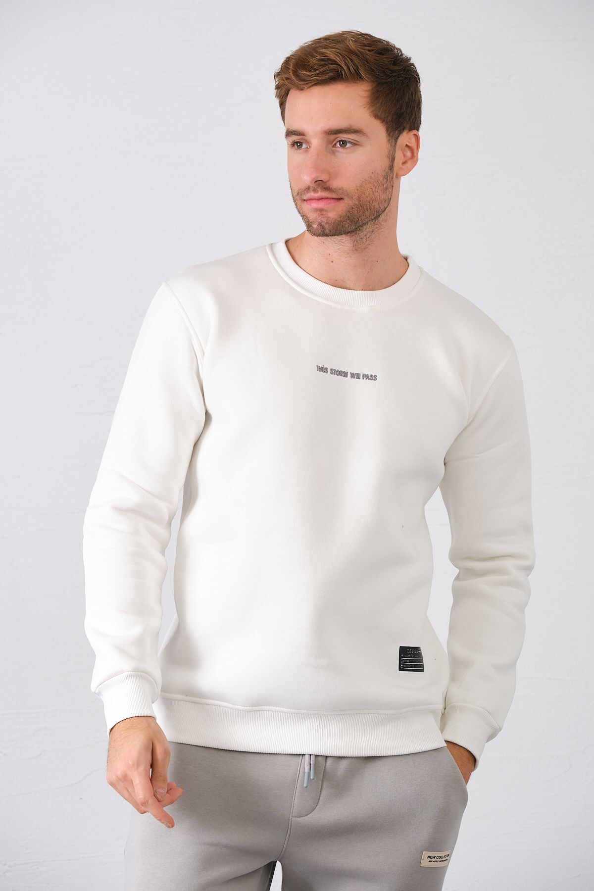 aziso  Erkek Nakışlı Slim Fit Bisiklet Yaka Beyaz Sweatshirt 3 Iplilk Şardonlu Kumaş - Görsel 9
