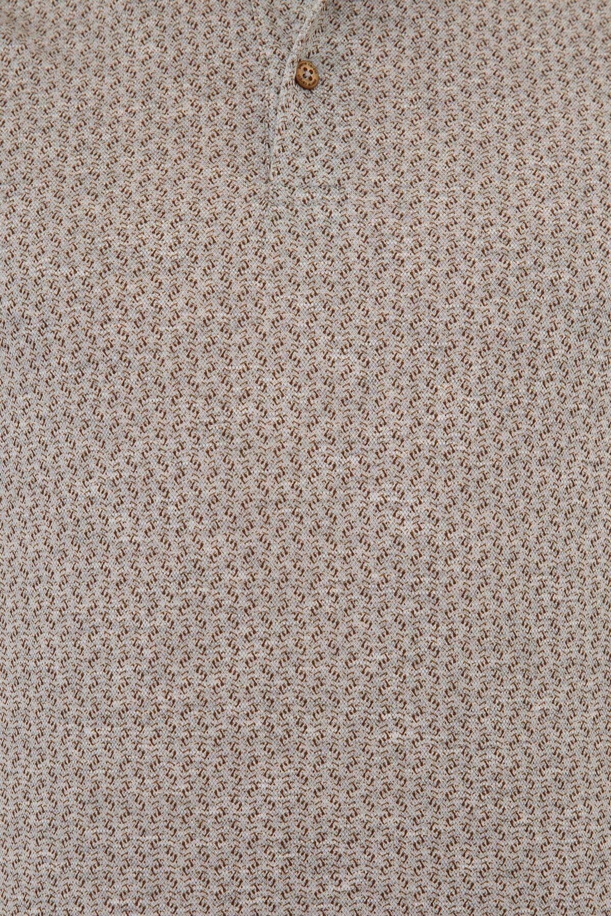 تیشرت مردانه قهوه ای پیرکاردین | G021SZ011.000.977546.VR002 اورجینال - تصویر 5