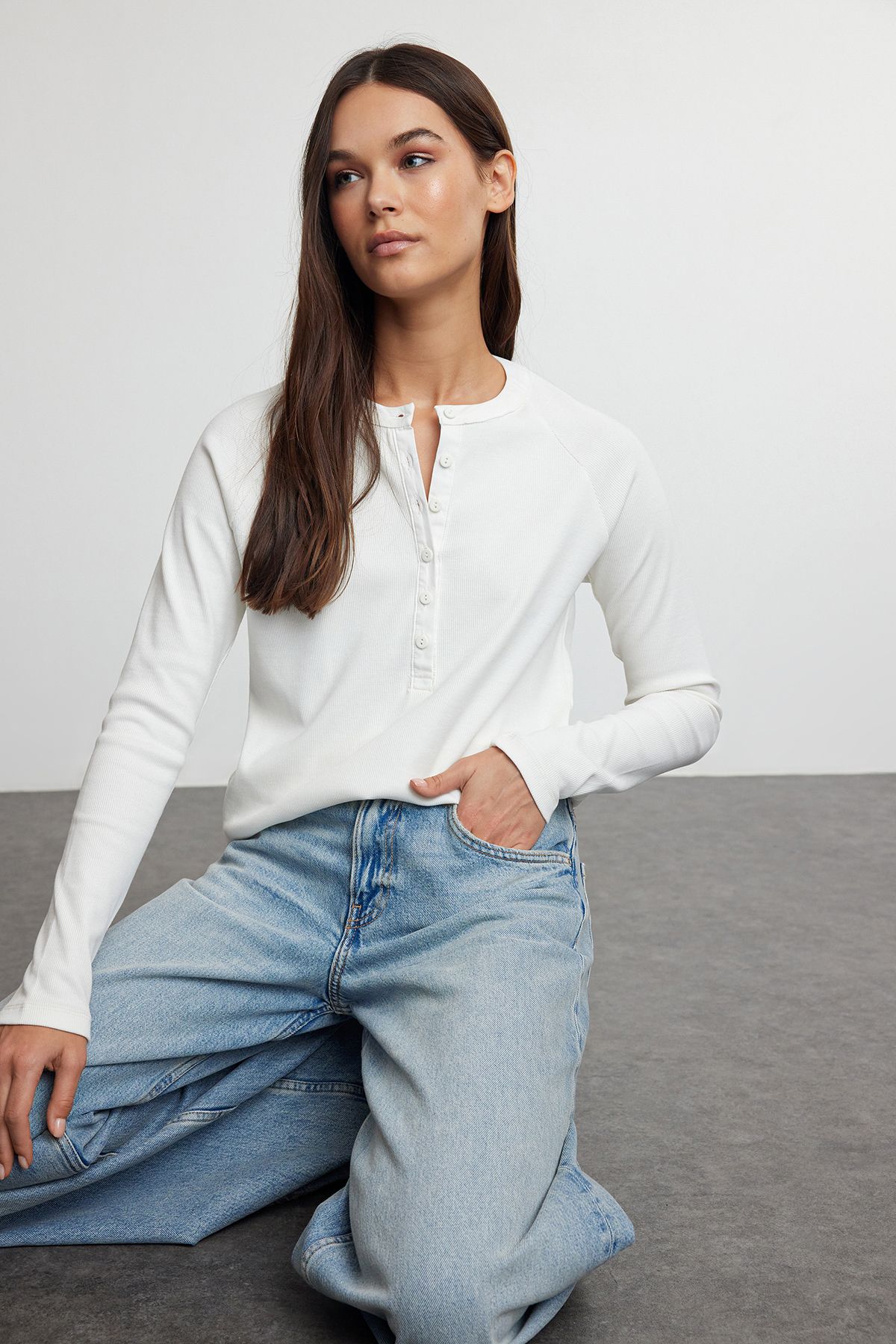 complete the look image