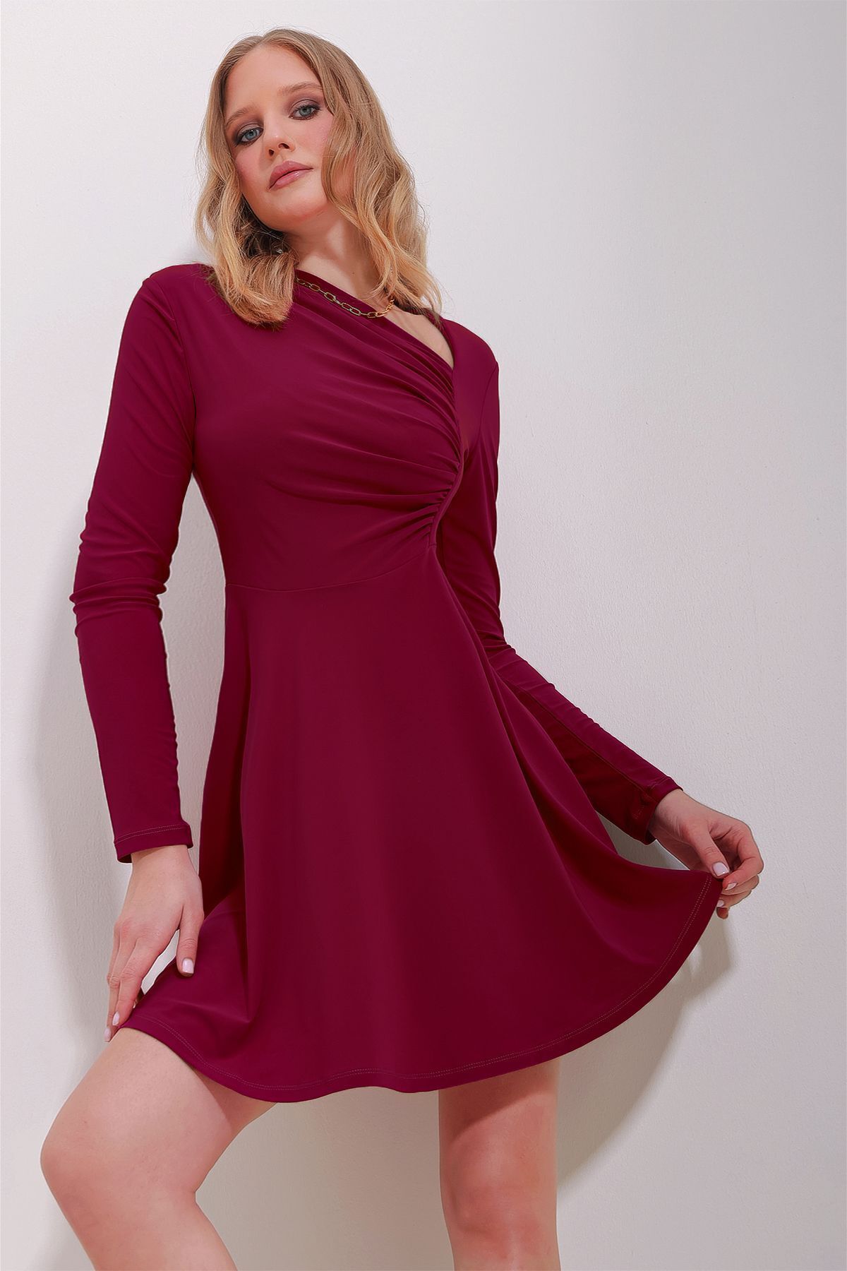 Kadın Violet Asimetrik Yaka Drapeli Sandy Kloş Elbise ALC-X11496