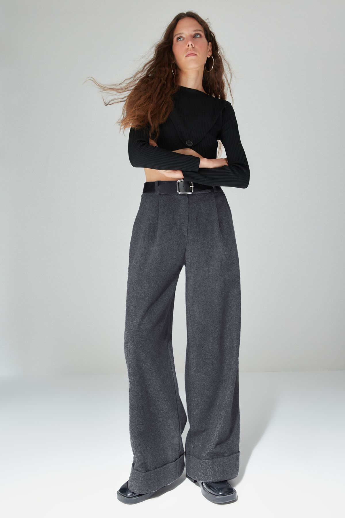 Trendyolmilla  Antrasit Wide Leg/Geniş Paça Yüksek Bel Dokuma Pantolon TWOAW23PL00302 - Görsel 2