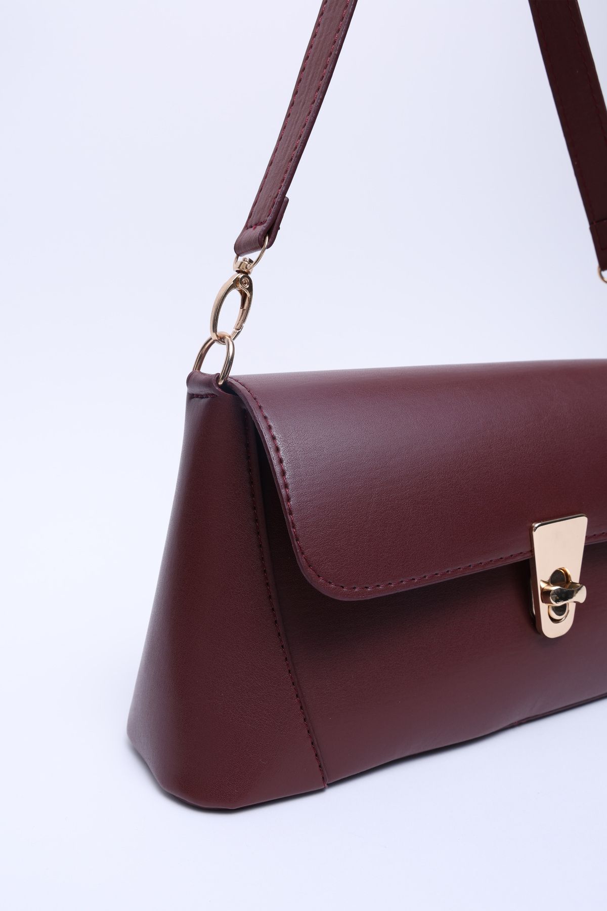 https://cdn.dsmcdn.com/ty1470/product/media/images/prod/QC/20240801/11/2de68229-1975-3ccb-b280-6c6b592624b2/1_org_zoom.jpg