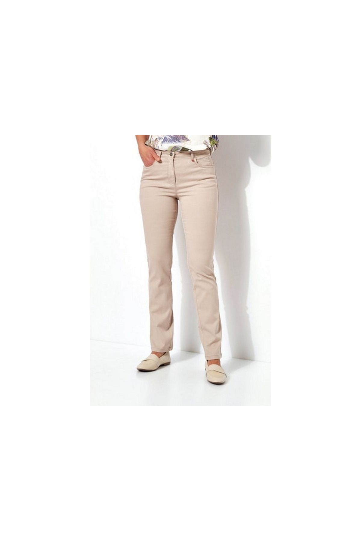 complete the look image