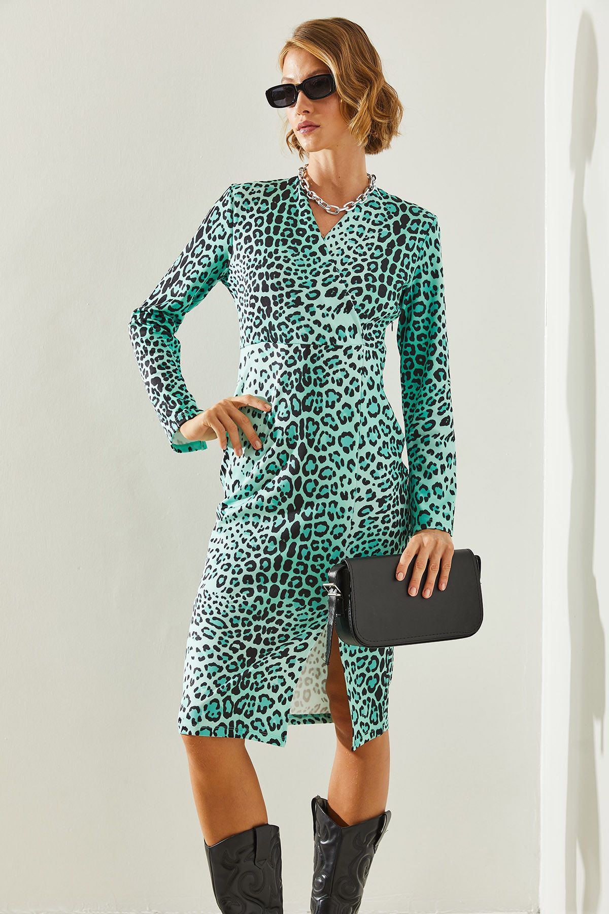 Bianco Lucci-leopard Patterned V-neck Slit Women's Dress - 21747 60251613 7