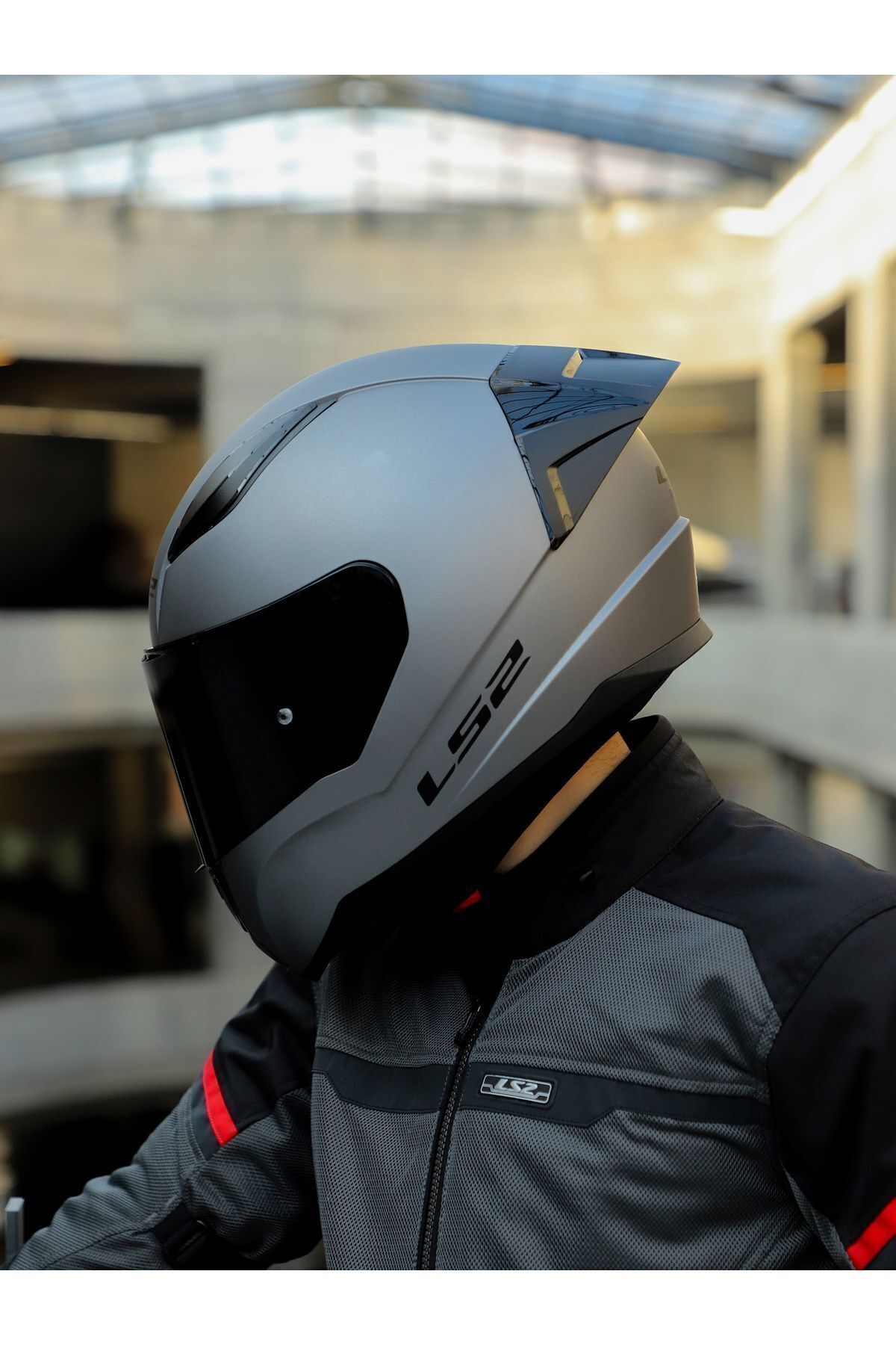 LS2-RAPID 2 RACE MATTE TITANIUM HELMET 8