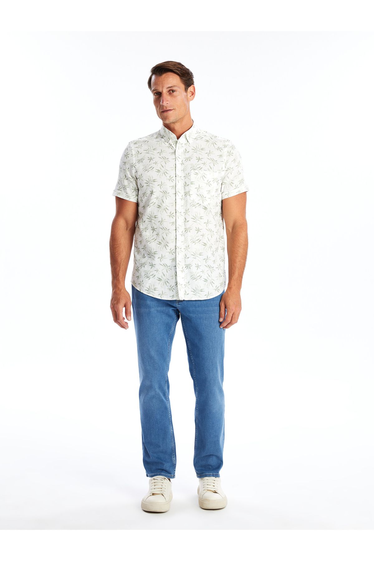 LC Waikiki-Poplin Patterned Men's Shirt - Regular Fit, Short Sleeve 2