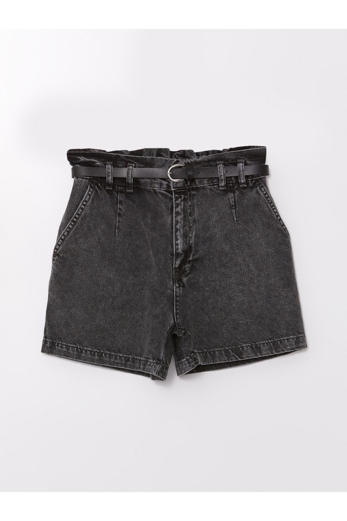 LC Waikiki-Jeansshorts für Damen – Taillengürtel und bequeme Passform 6
