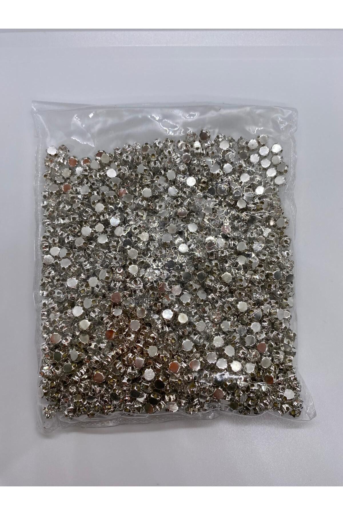4 MM CASED STONE BEYOĞLU STONE STUD STONE SILVER COLOR 1 PACK 1440 PCS