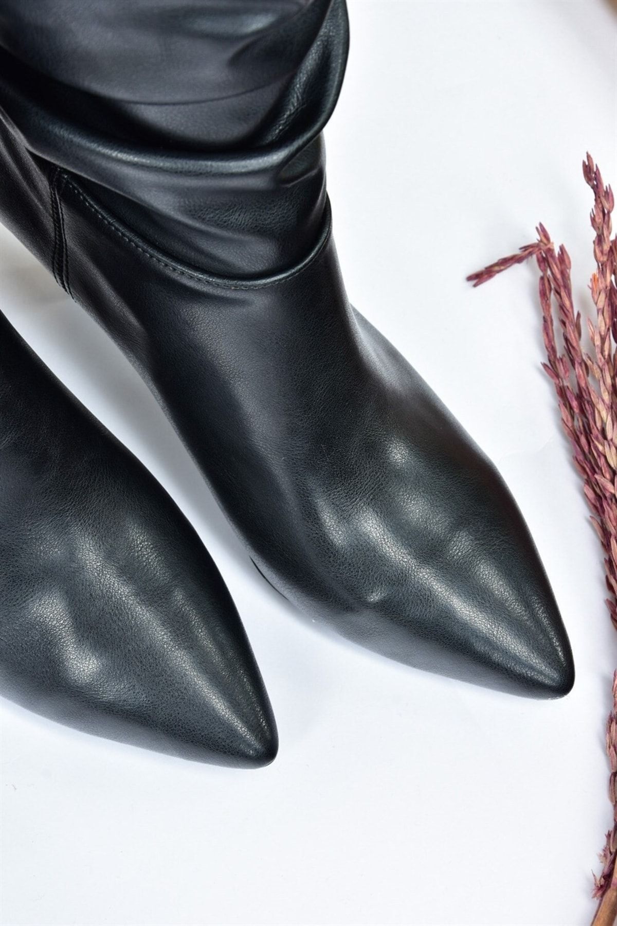 Fox Shoes-Schwarze Damenstiefel mit kurzem Absatz und Kordelzug, L404810609 5