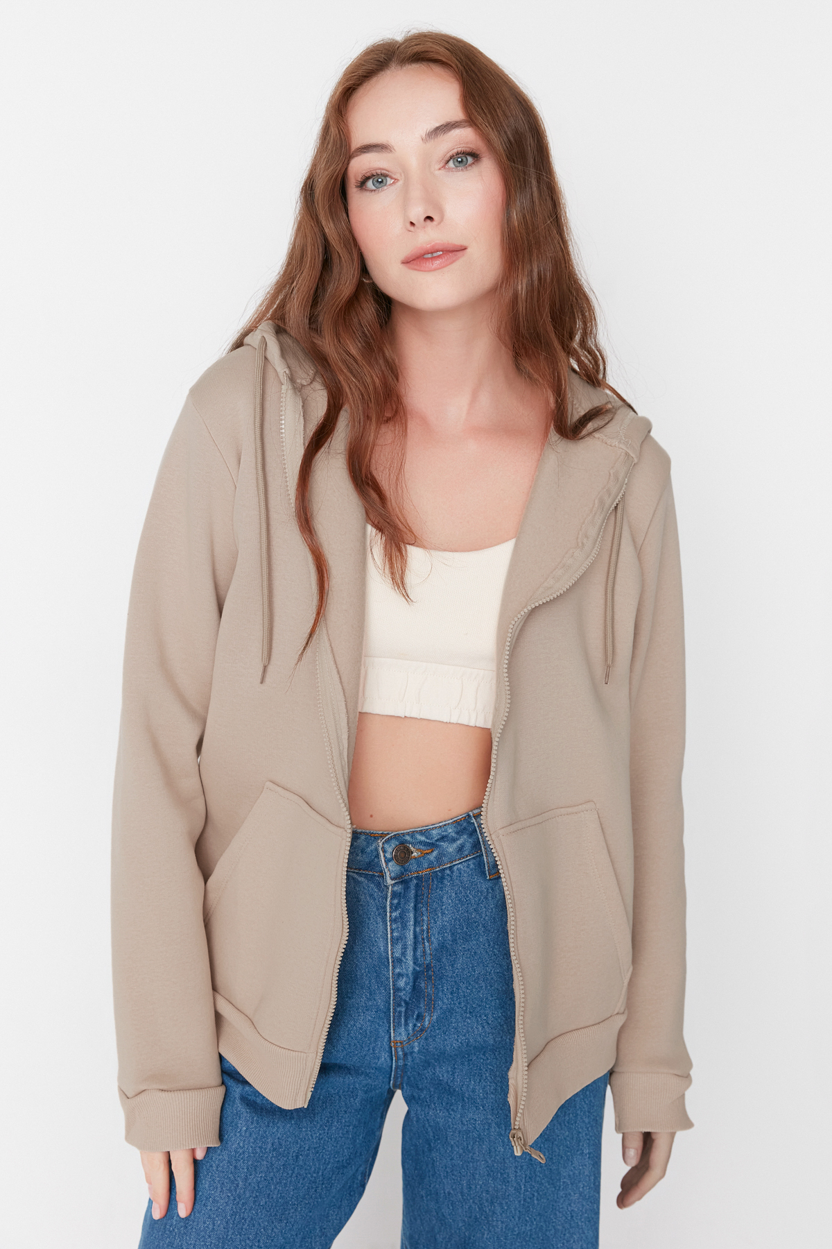 Trendyol Collection Bluza polarowa z kapturem i taupe w dużym rozmiarze - zapinana na suwak, gruba od wewnątrz TWOAW21SW0840