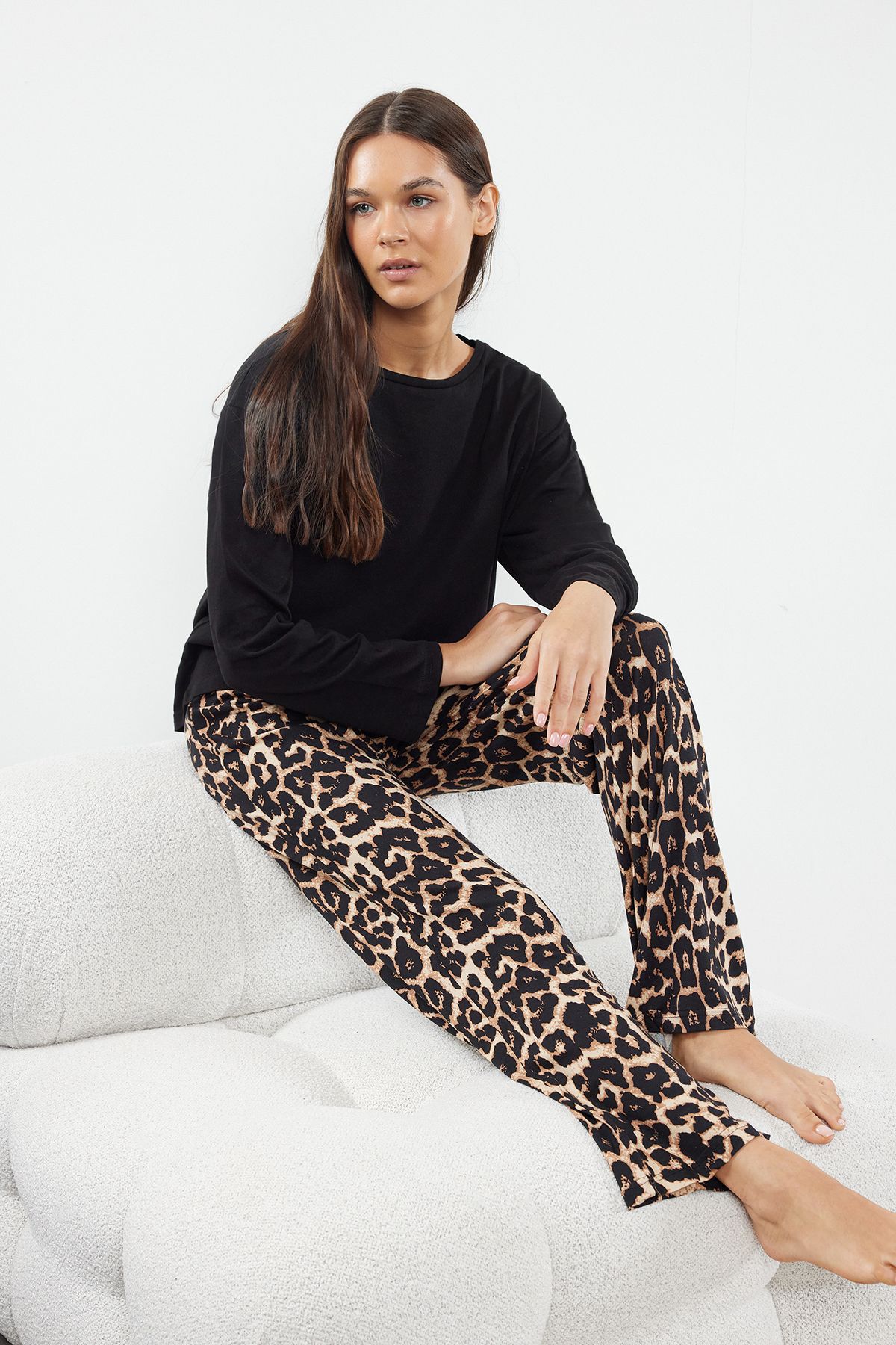 Trendyol Collection-Leopard Patterned Black Knitted Pajamas Set - 100% Cotton THMAW25PT00100 2