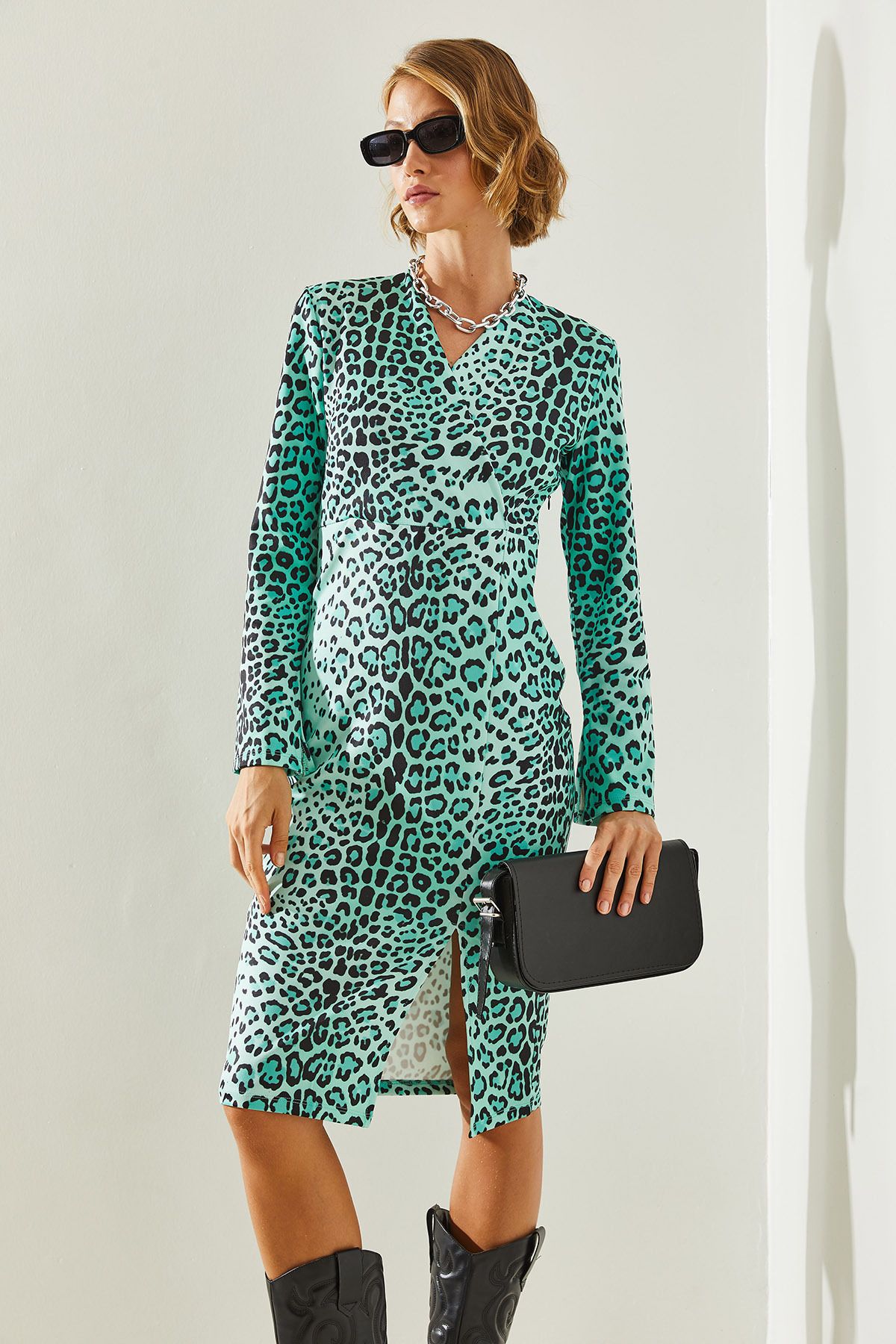 Bianco Lucci-leopard Patterned V-neck Slit Women's Dress - 21747 60251613 8