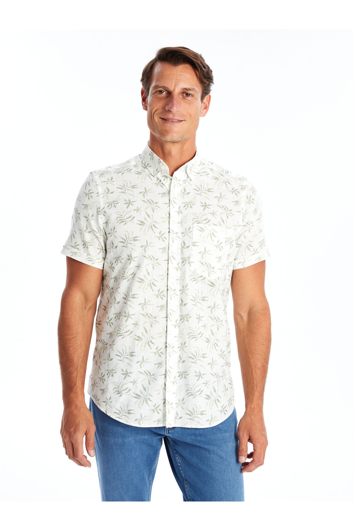 LC Waikiki-Poplin Patterned Men's Shirt - Regular Fit, Short Sleeve 1