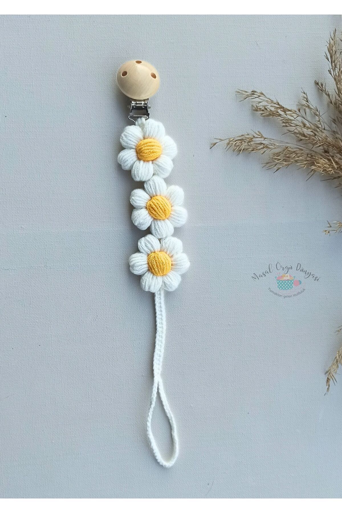 Masal Örgü Dünyası-Puff Daisy Pacifier Strap / Chain New Collection from Natural Strings 3