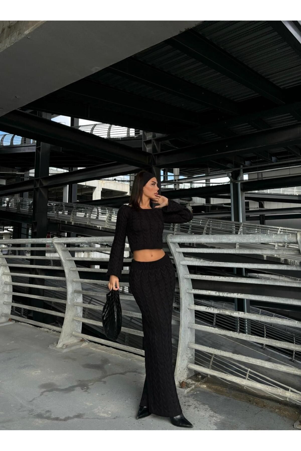Bell-Boat Neck Knitted Knitwear Set 4
