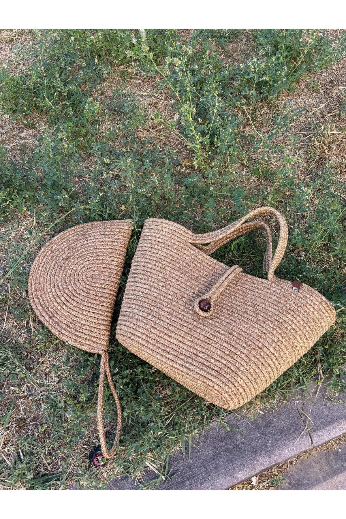 MaVaux-Lumos Wicker Jute vegan Clutch - ZippereD anD ButtoneD ShoulDer Bag 5
