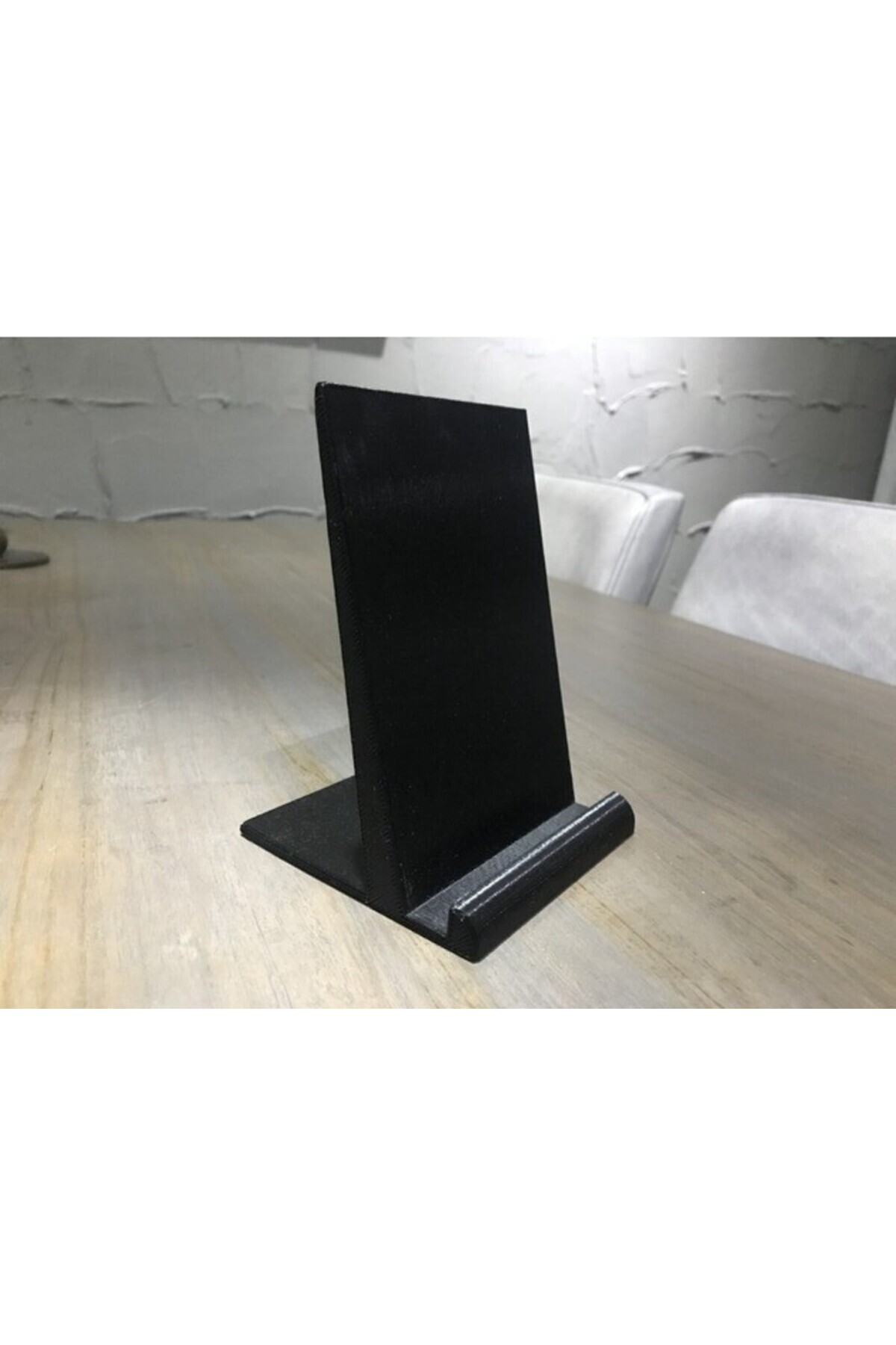 Minimalist Siyah Tablet Standı - Dayanıklı ve Şık Tasarım
