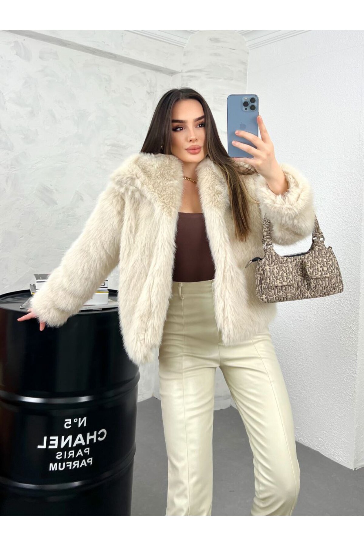 complete the look image