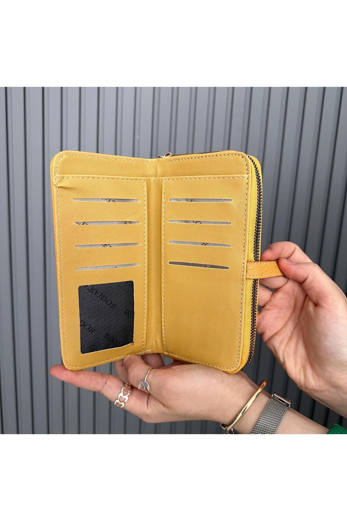 Levidor-Rc0202 Model Wallet 2