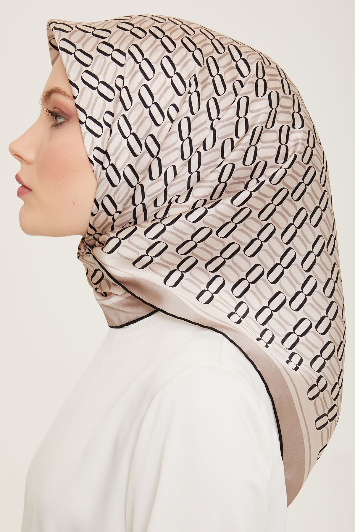 روسری زنانه آرمینه | E24YA9149D01 Armine - Image 2