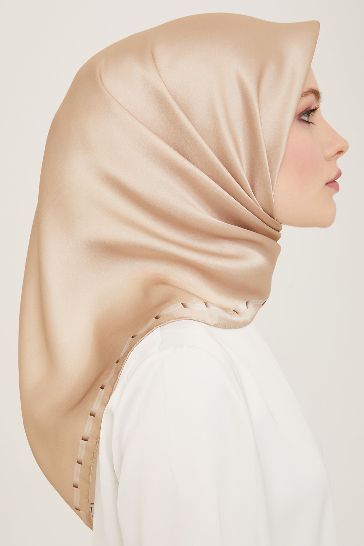 روسری زنانه آرمینه | E24YA9165D02 Armine - Image 3