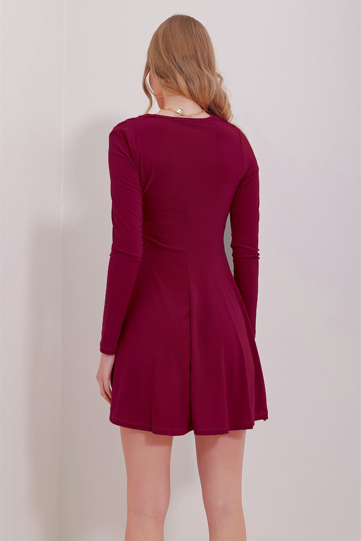 Kadın Violet Asimetrik Yaka Drapeli Sandy Kloş Elbise ALC-X11496