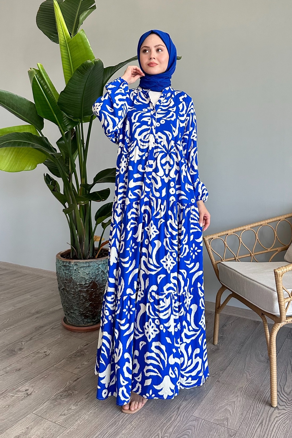 InStyle-Blaues Viskosekleid – geformtes Motivdesign 3