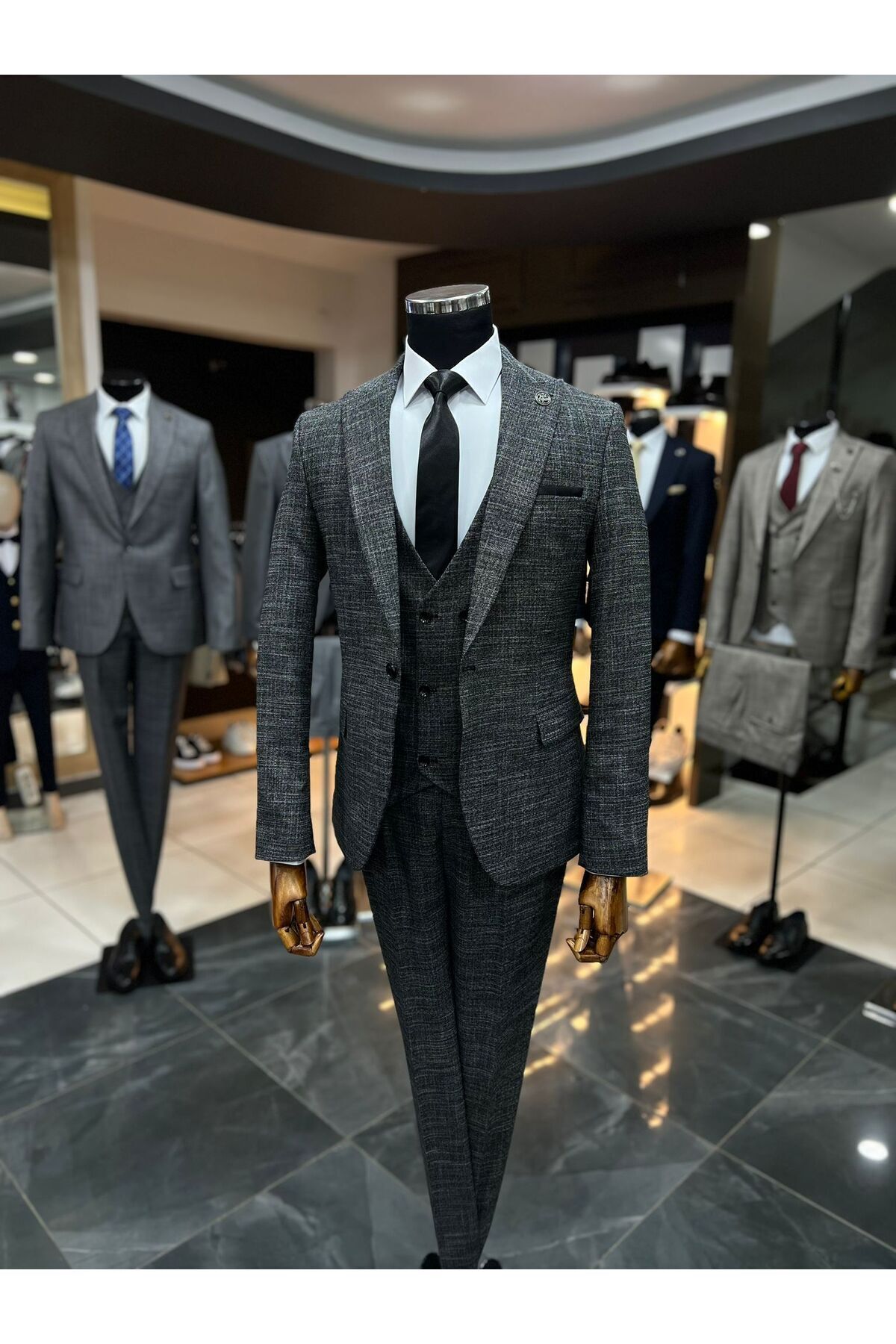 Terziayhan  Koyu Kırçıllı Yelekli Slimfit Takım Elbise - Görsel 5