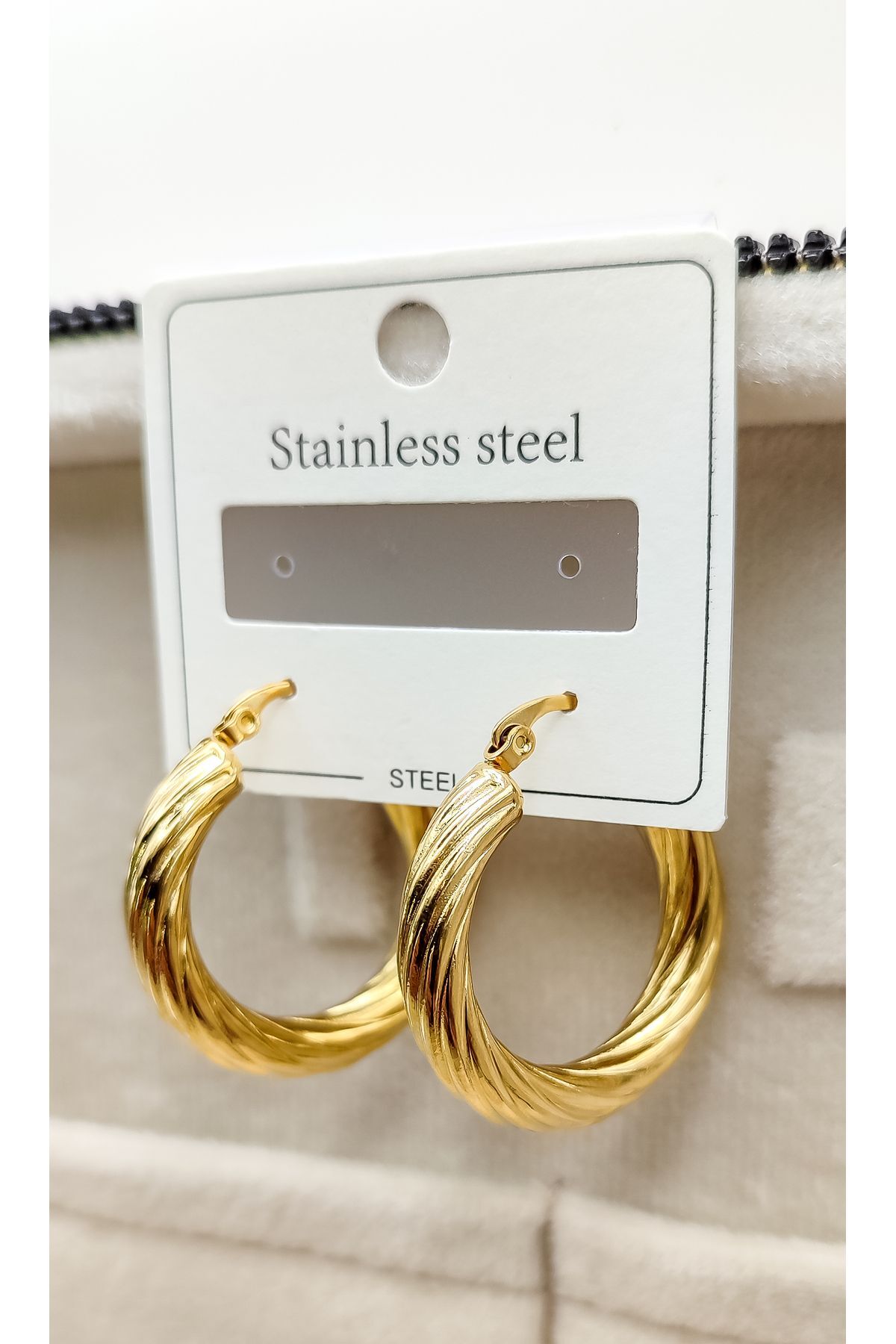 Burgu Gold Renk Halka Çelik Küpe