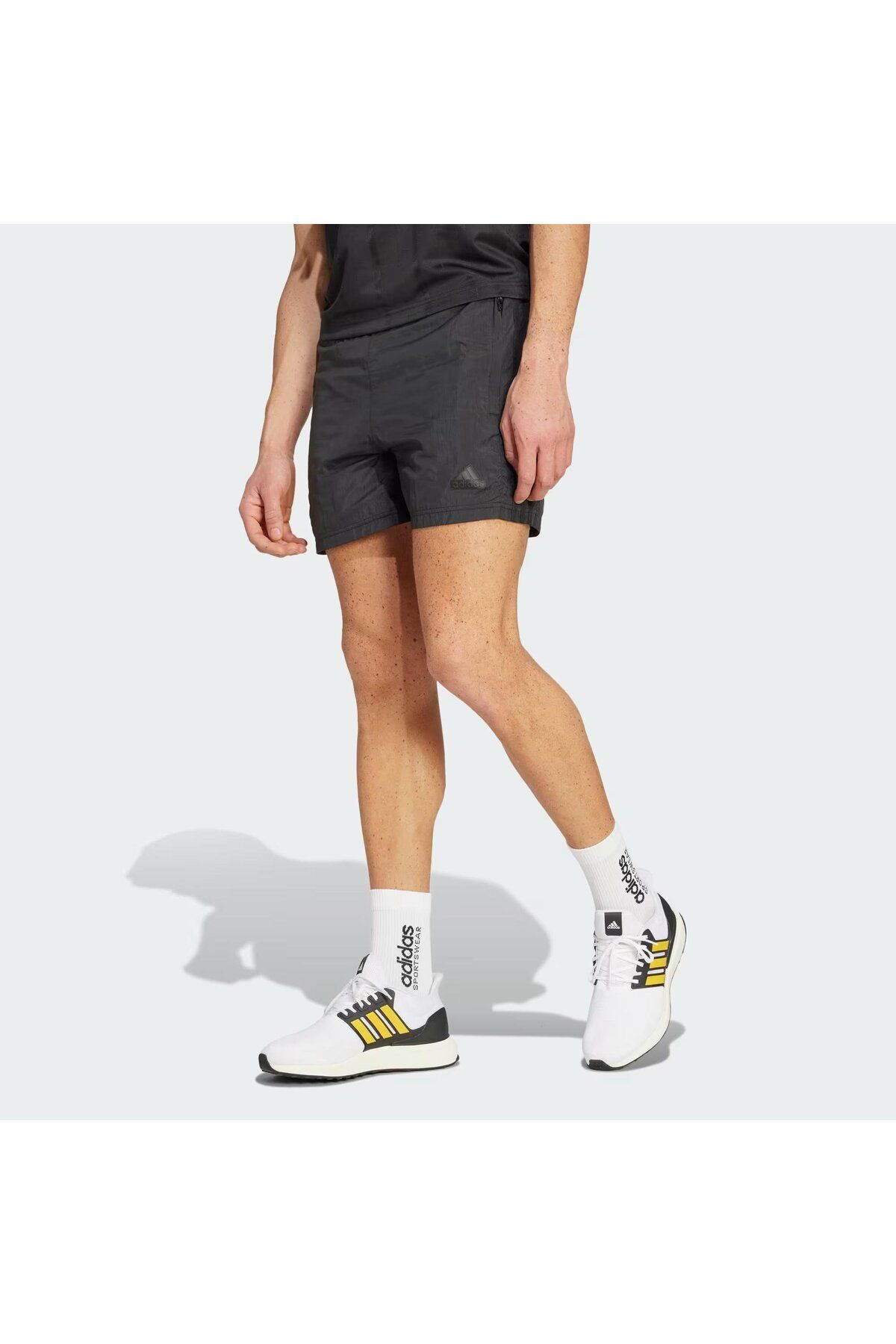 adidas Tiro Lightweight Woven Erkek ort Fiyat Yorumlar Trendyol