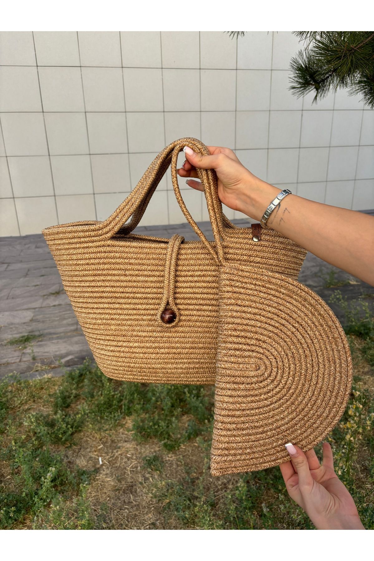 MaVaux-Lumos Wicker Jute vegan Clutch - ZippereD anD ButtoneD ShoulDer Bag 4