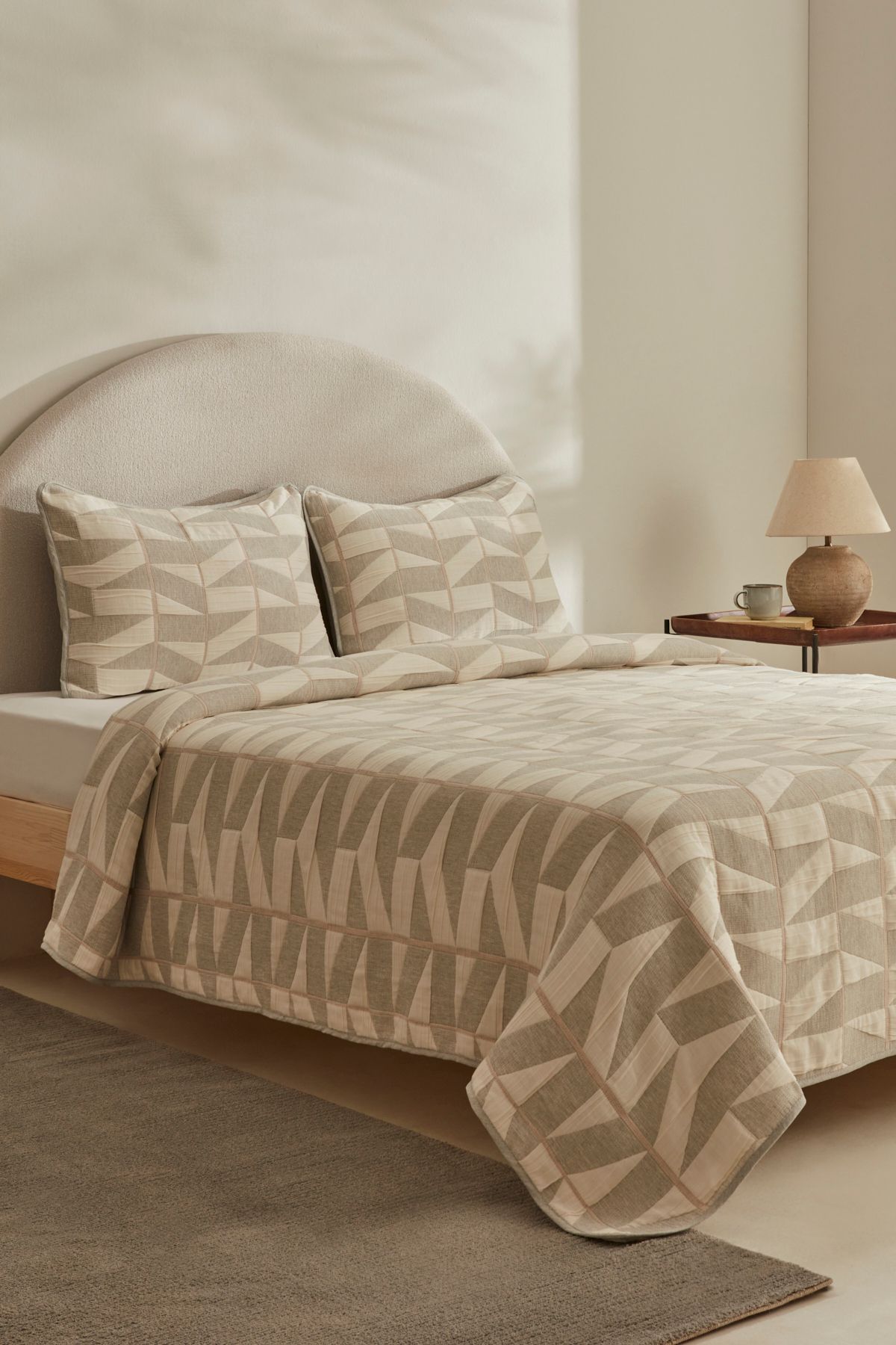 Karaca Home-طقم مفرش سرير مزدوج باللون الرمادي الفاتح من Estella 2