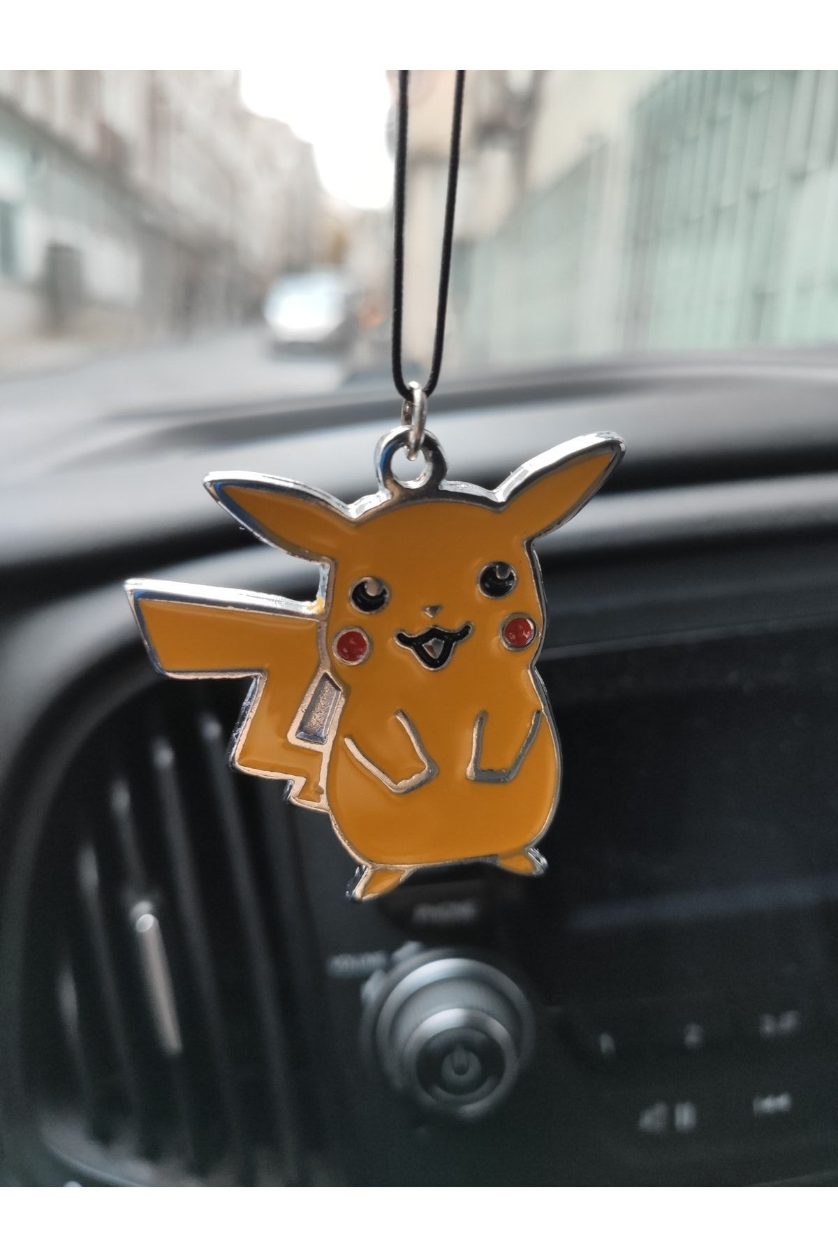 Esey Dizayn Pikachu Araba Içi Dikiz Ayna Süsü