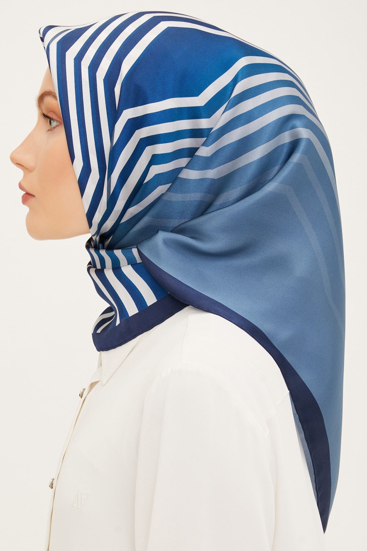 روسری زنانه آرمینه | E23YA8905D01 Armine - Image 3